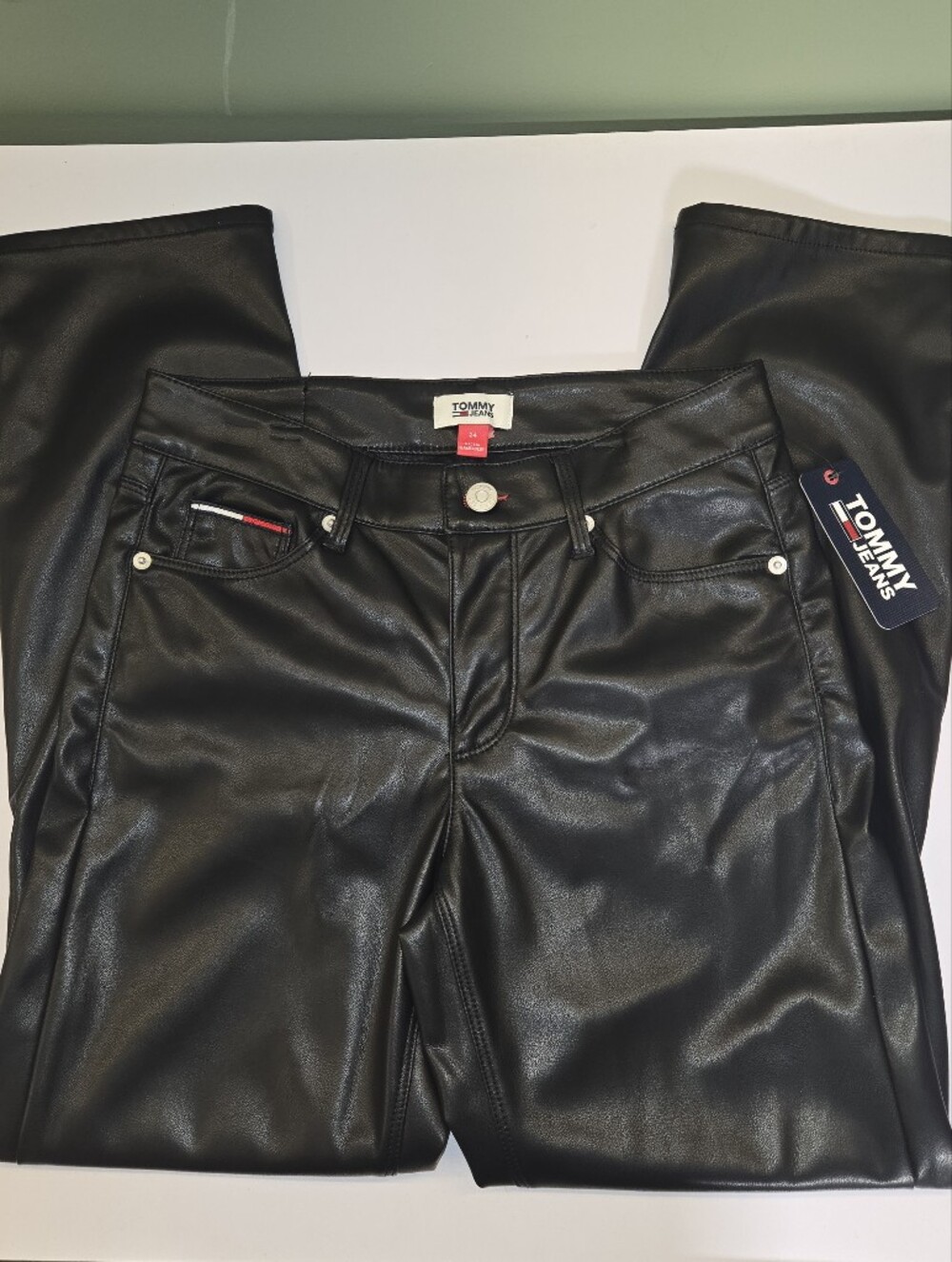 NWT Tommy Jeans Black Faux Leather Straight Leg Pants – Size 24